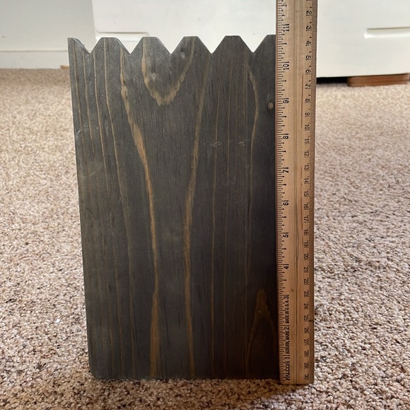 Necklace display - Picture 2 of 4